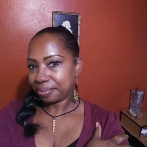 Meet your Posher, Shaunette